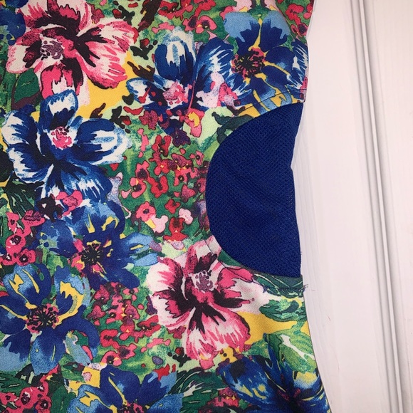 Double Zero Floral Maxi Dress w/ Mesh from Double Zero Brand -Small - Picture 4 of 7